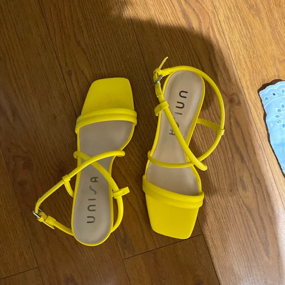 Yellow unisa heels super cute!